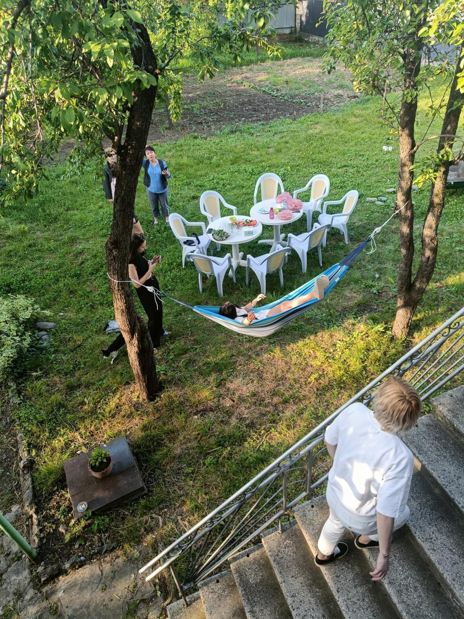 Gvirilas Sakhli Guest House Khashuri 外观 照片